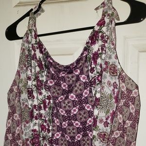 Flowered Top - size 26-28